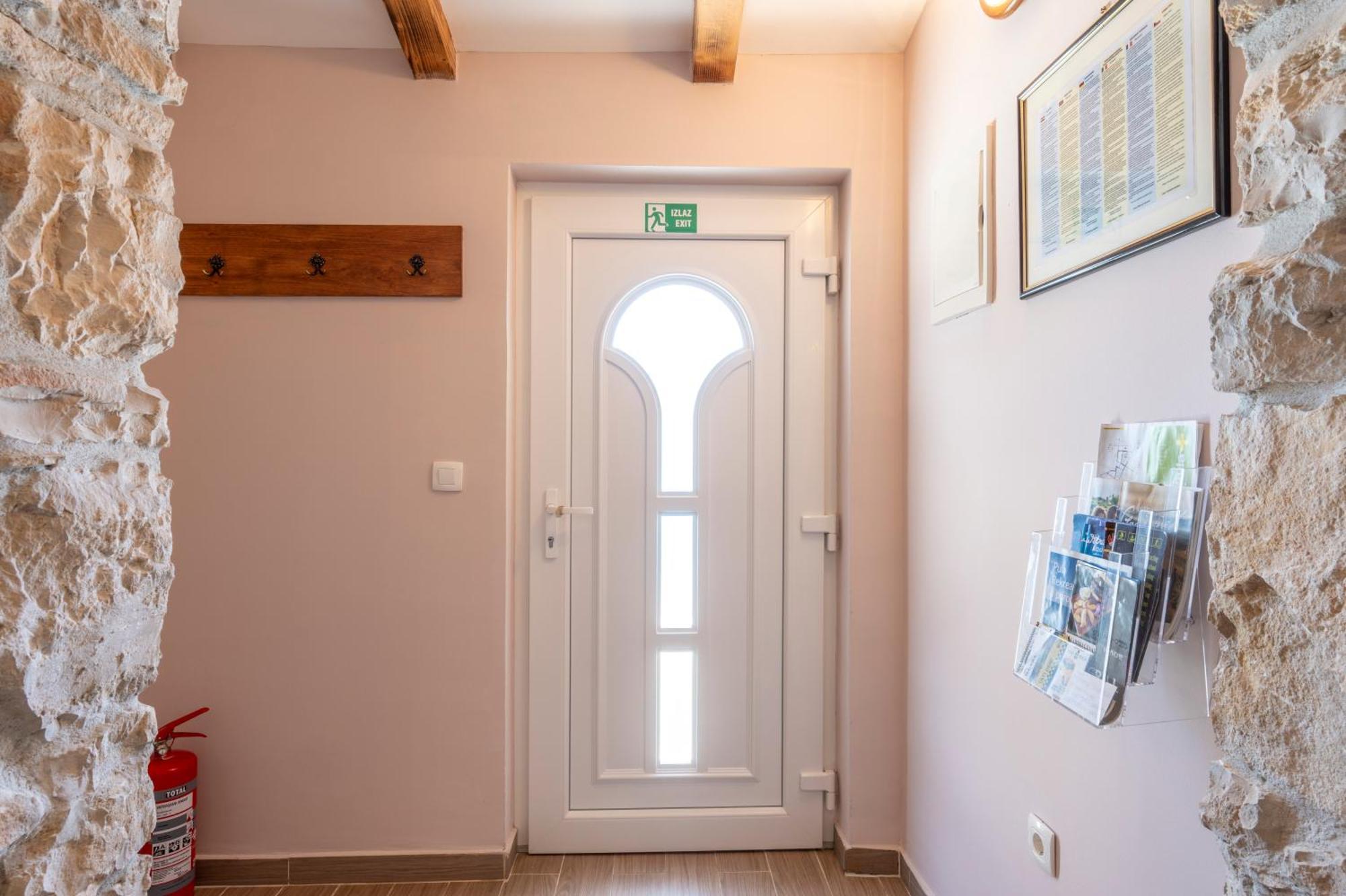 PUY Apartment Anitea מראה חיצוני תמונה